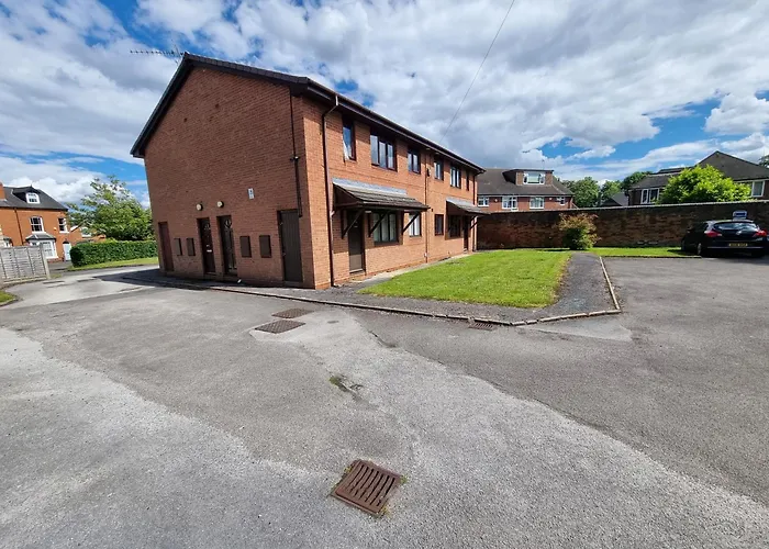 Stylish Studio Flat In Harborne
