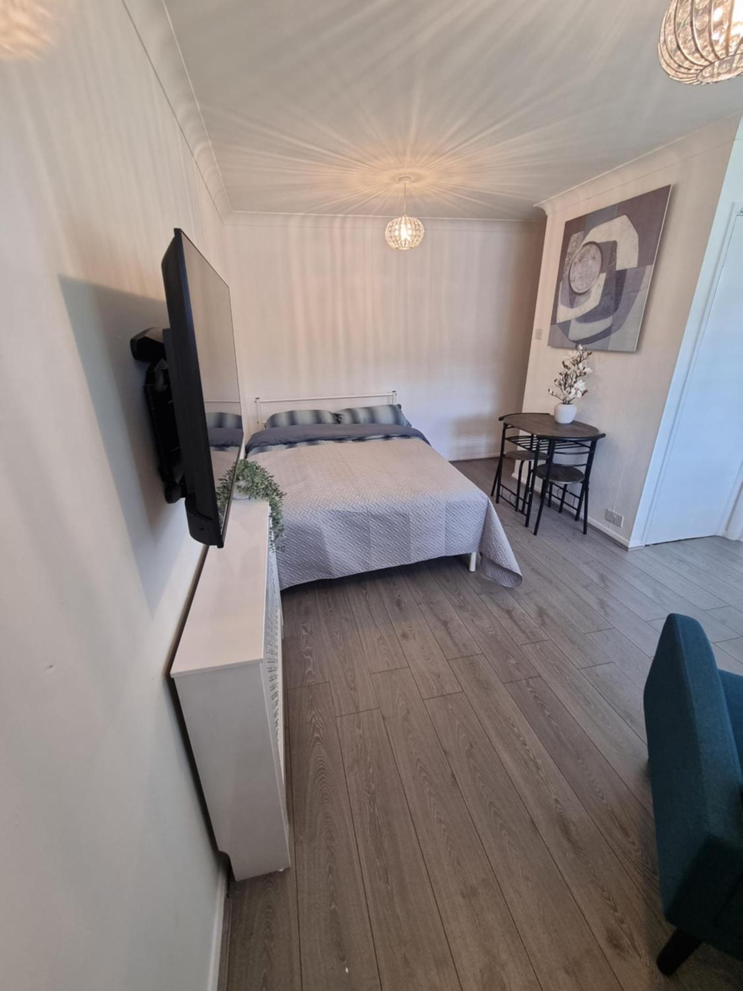 Apartment Stylish Flat In Harborne Birmingham